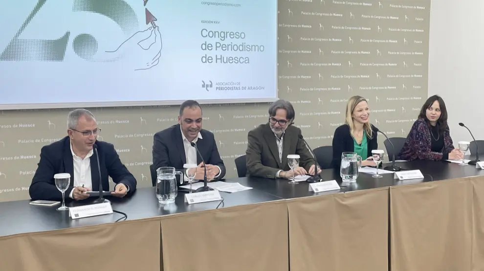 Fernando García Mongay, Carlos Sampériz, Iván Fernández, Sara Castillero y María Barriga, en la presentación