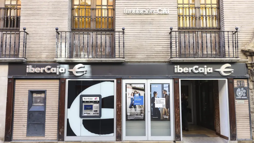Oficina de Ibercaja en Huesca ciudad.