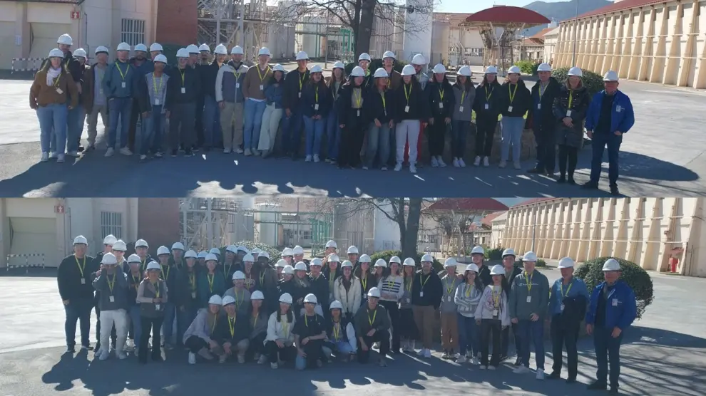 Estudiantes de la Universidad de Zaragoza en su visita.