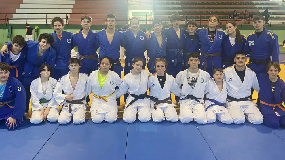 Judocas del la Escuela Ibón en Jaca.