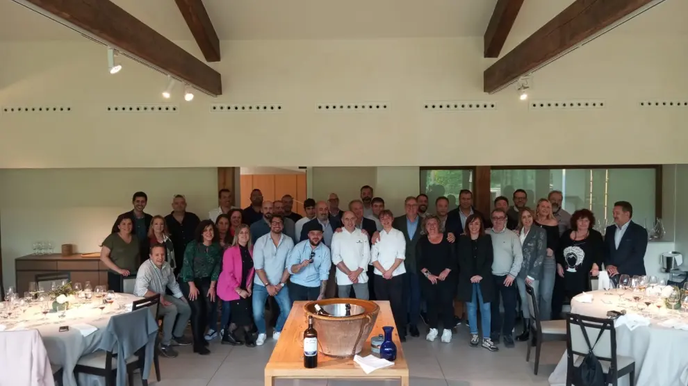 Foto de algunos de los participantes en el primer taller gastronómico de Huesca La Magia.