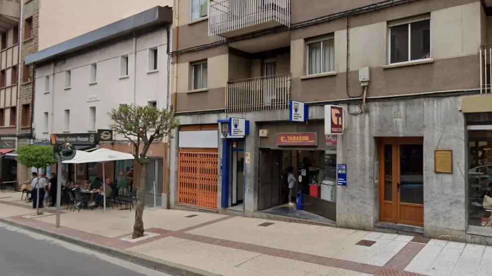 Despacho en Sabiñánigo donde se ha emitido el boleto agraciado con más de 55.000 euros