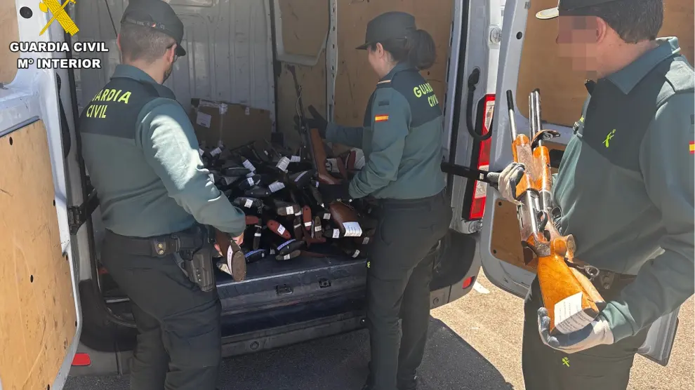 La Guardia Civil reduca a chatarra 600 armas en la provincia de Huesca