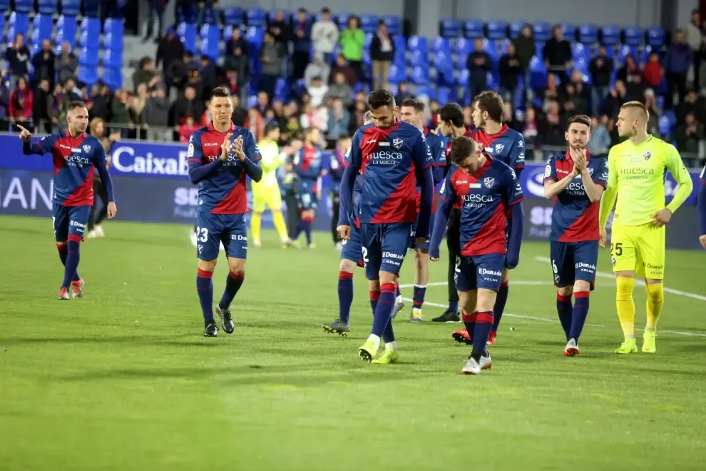 El Huesca se despide con victoria