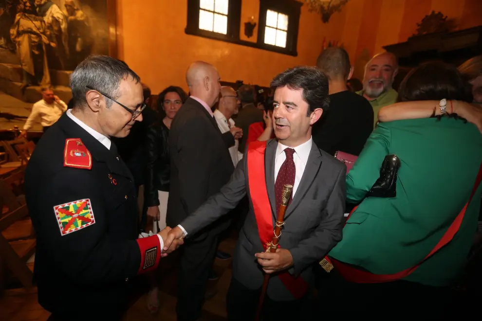Constitución del ayuntamiento de Huesca