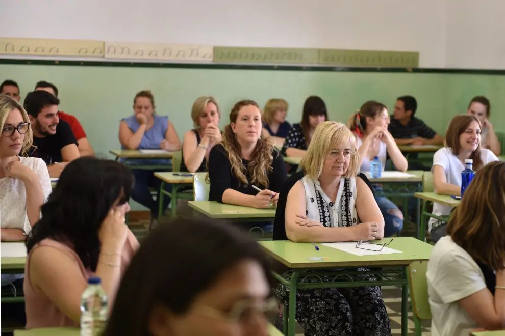 Imágenes de las oposiciones a maestros en Huesca