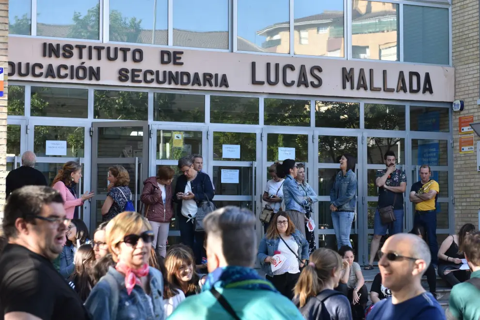 Imágenes de las oposiciones a maestros en Huesca