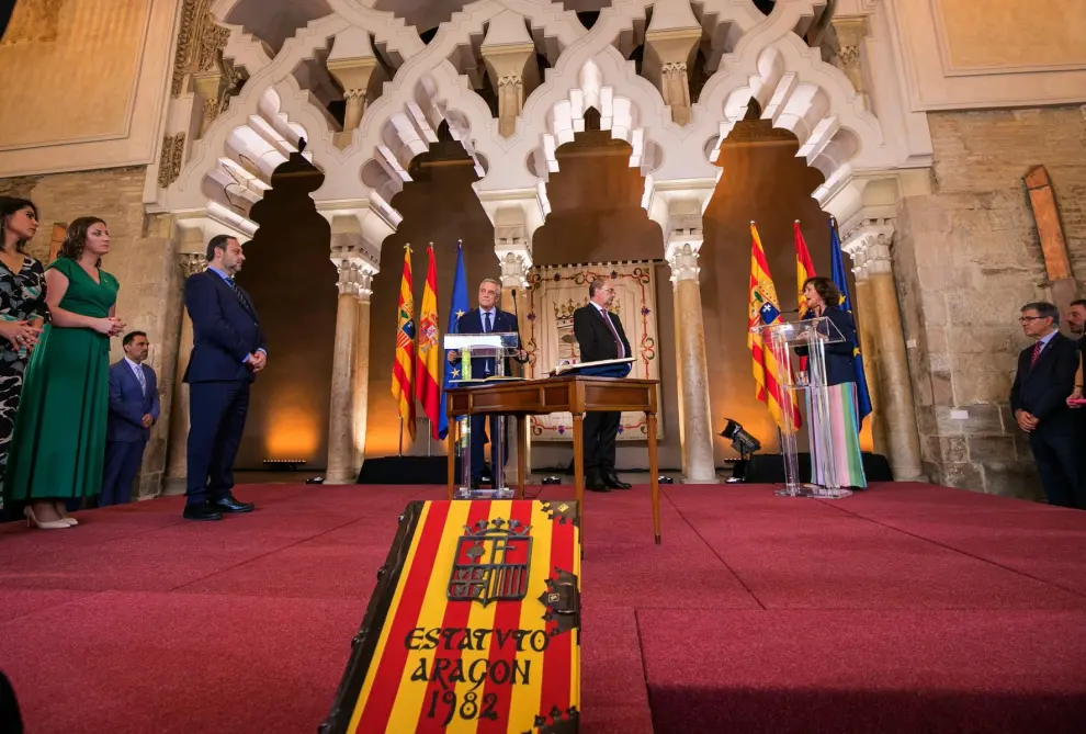 Toma de posesión de Javier Lambán como presidente de Aragón.