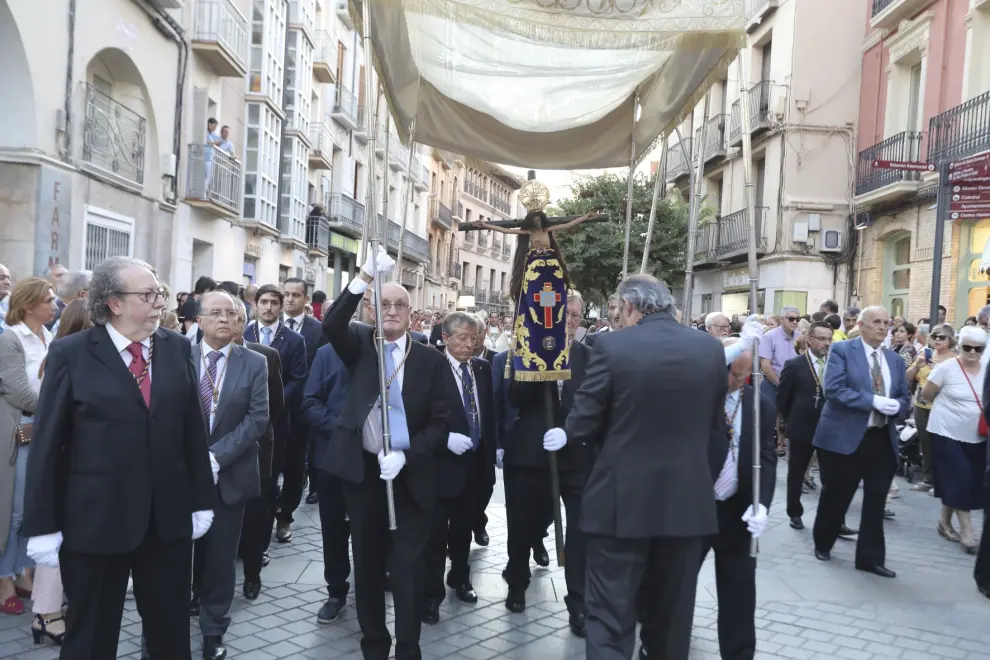 Procesión del Santo Cristo de los Milagros en Huesca