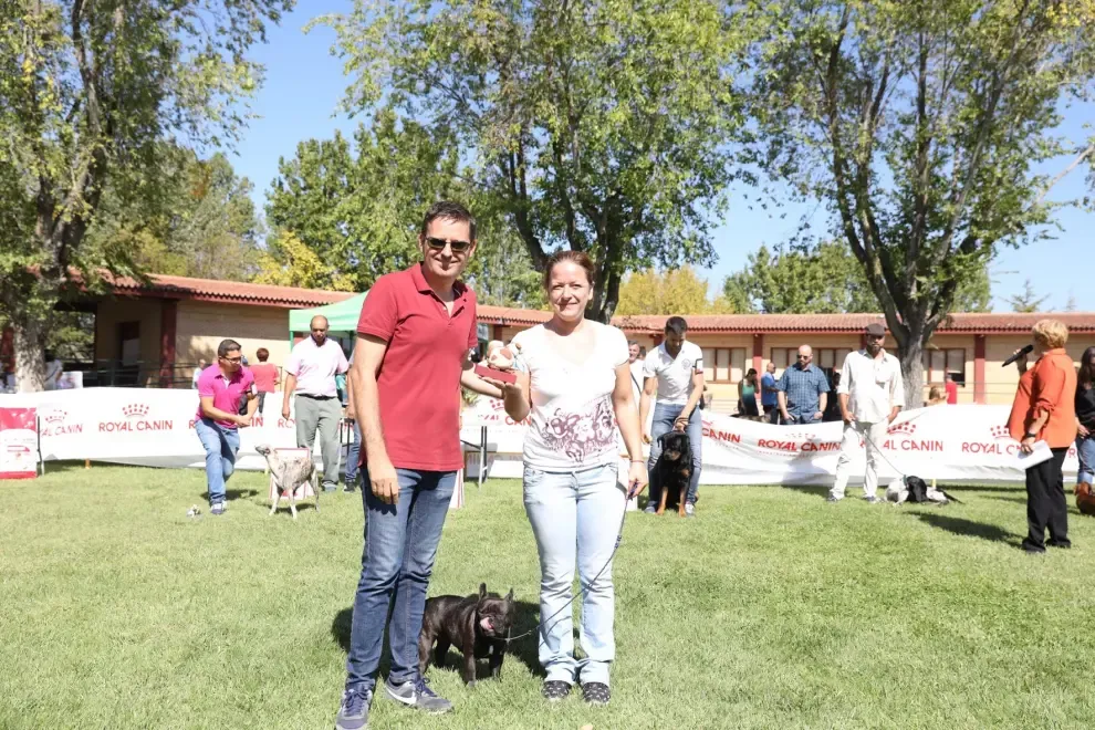 V Evento canino celebrado en Brotalia, el garden de Atades Huesca