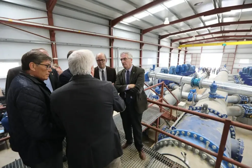Lalueza acoge la primera balsa de riego de Aragón con parque fotovoltaico
