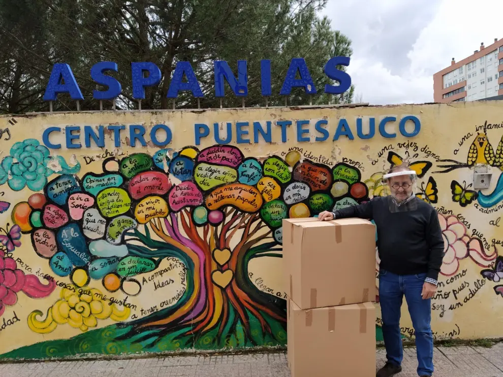 Transportan a varias ciudades de España las protección de Julio Luzán mediante la campaña de Concahusa