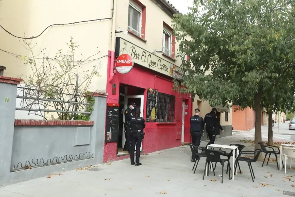 La Policía adscrita detecta numerosos incumplimientos en un bar de Huesca.