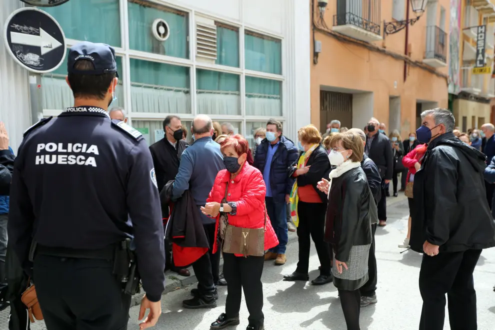 Imágenes de la administración de los viales de Janssen por primera vez en Huesca