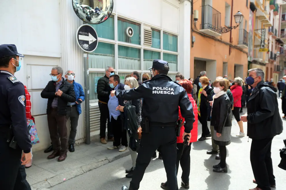 Imágenes de la administración de los viales de Janssen por primera vez en Huesca