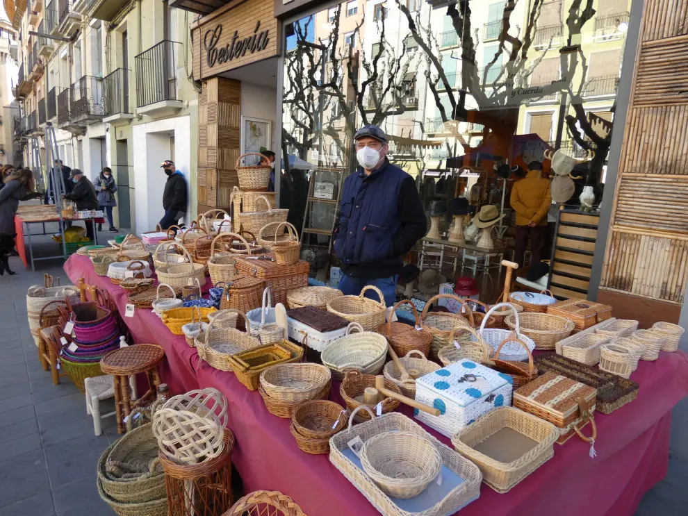 Barbastro celebra la Feria de la Candelera.
