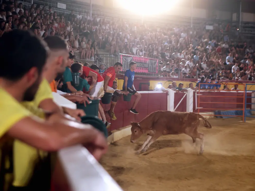 Los equipos de las seis peñas se enfrentaron a varias pruebas.