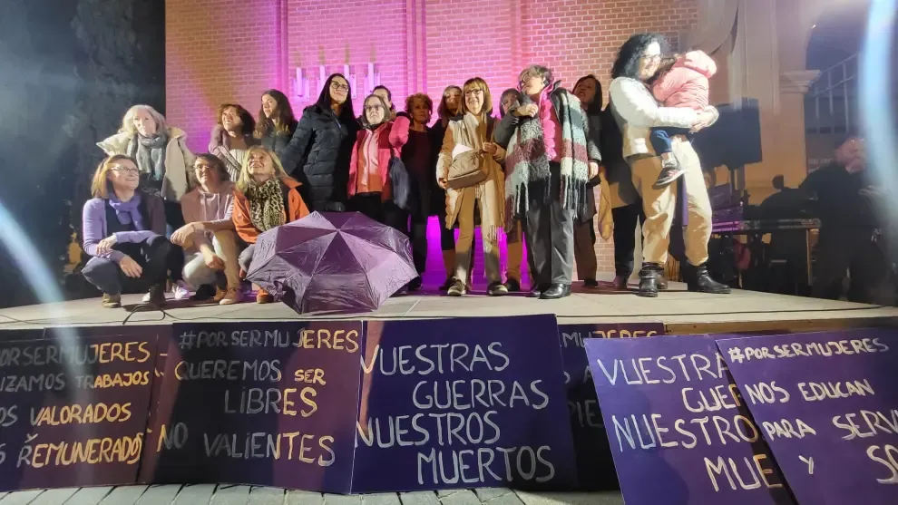 Marchas, lecturas de manifiestos y actividades han marcado la jornada por los derechos de las mujeres