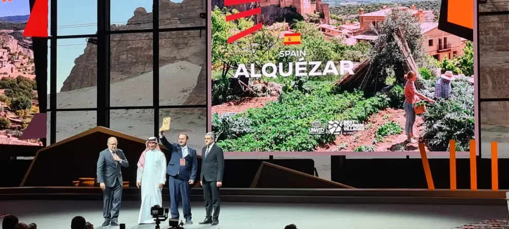 Alquézar recibe el premio Best Tourism Villague en Arabia Saudí