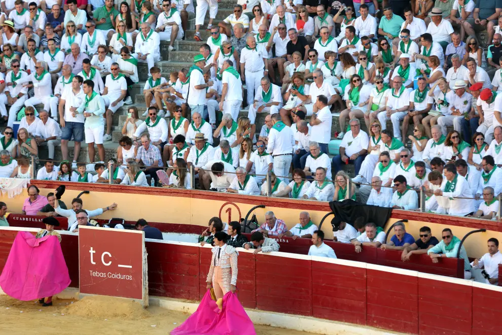Aficionados en la plaza de toros de Huesca este 10 de agosto