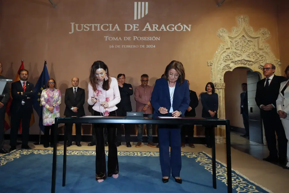 Acto de jura de la nueva Justicia de Aragón, Concepción Gimeno