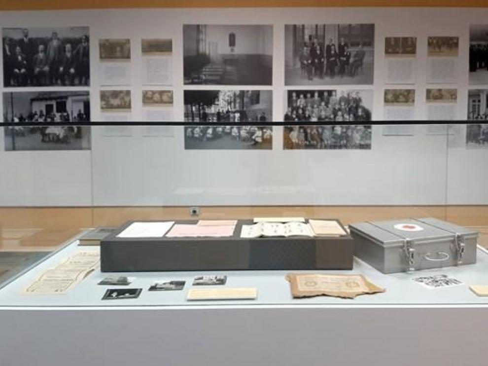 El Museo Pedagógico de Aragón despide el curso con la exposición "Álbum de fotografías. Escuelas de Aragón, 1900-1965"