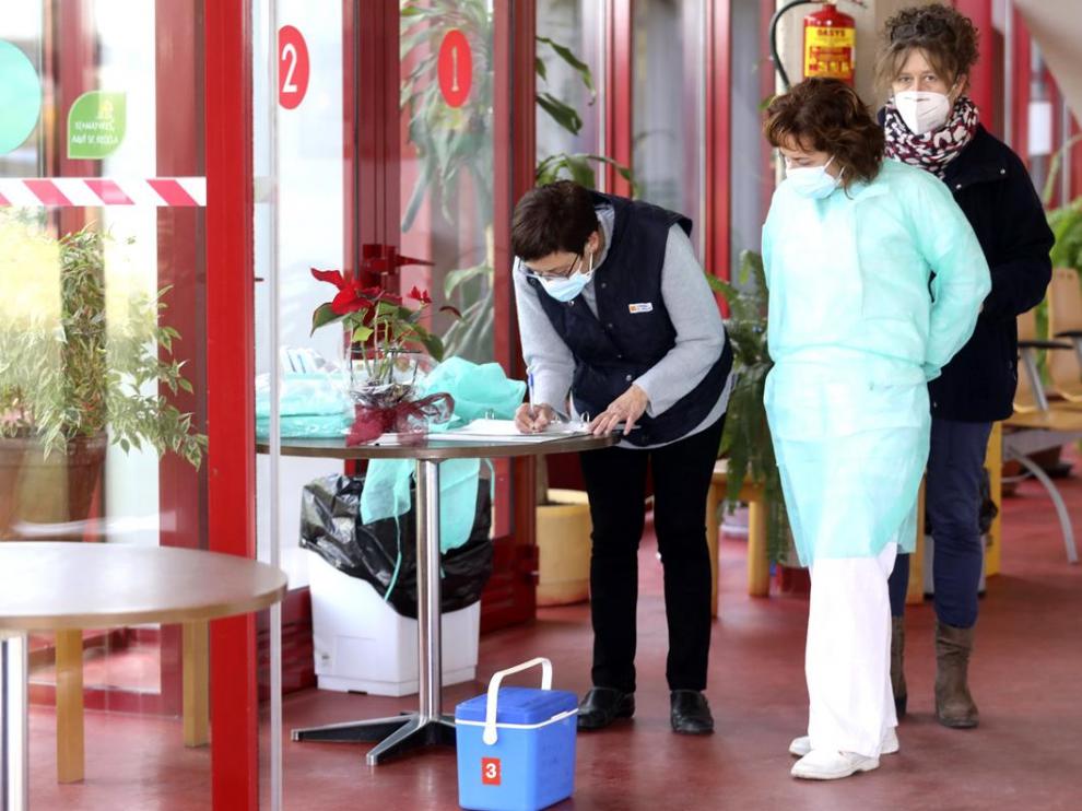 Vacunaciones en la residencia del IASS Ciudad de Huesca