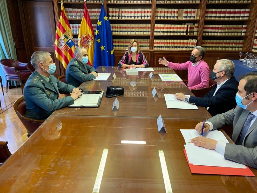 Reunión de Delegación del Gobierno, Diputaciones y Guardia Civil contra la ciberdelincuencia