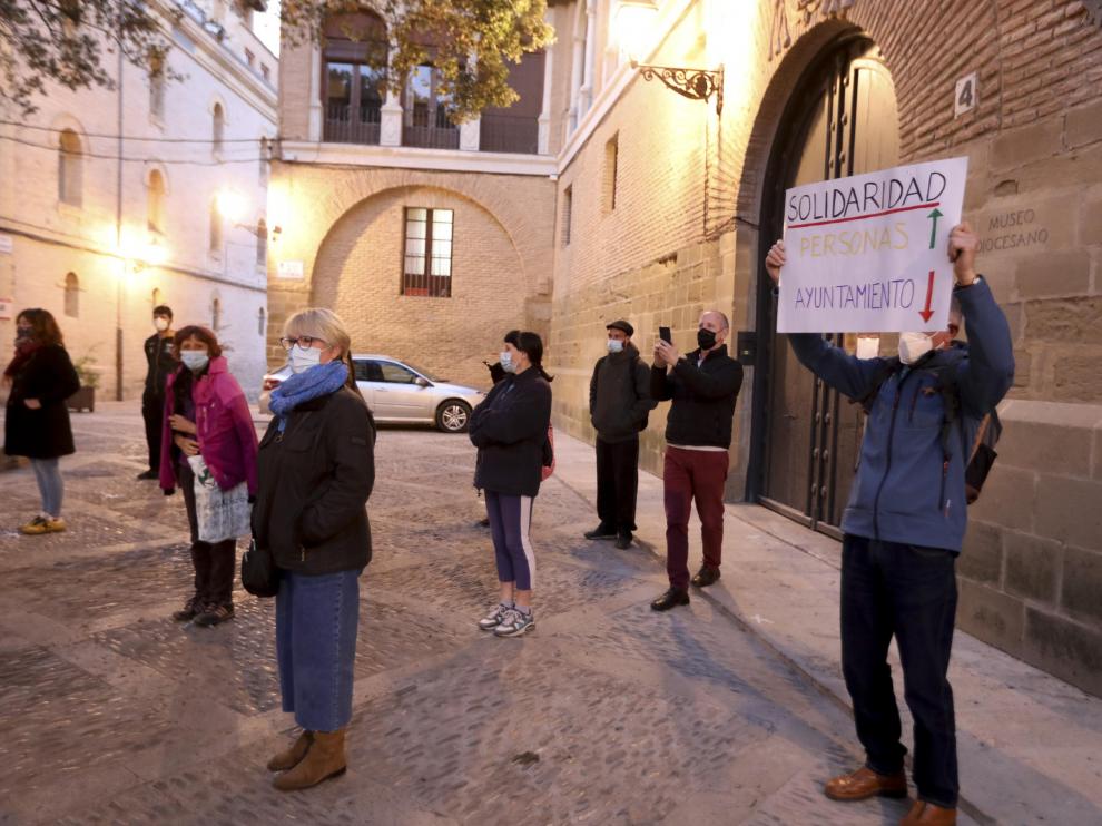 A la movilización acudieron miembros de las difrentes organizaciones en defensa de la cooperación.