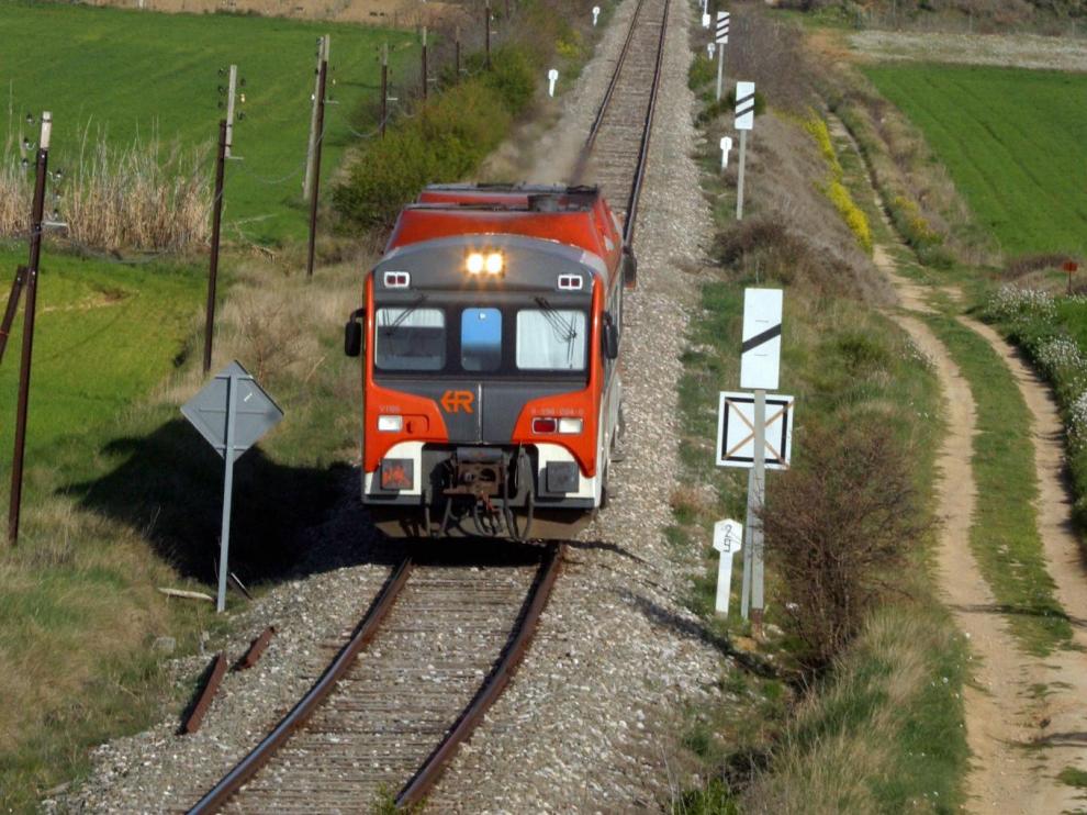 Comunicación por ferrocarril en Huesca.