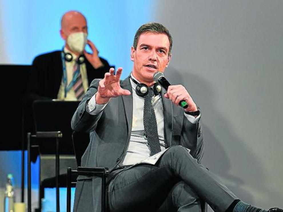 Pedro Sánchez en su comparecencia en la Cumbre Social de la UE celebrada en Oporto