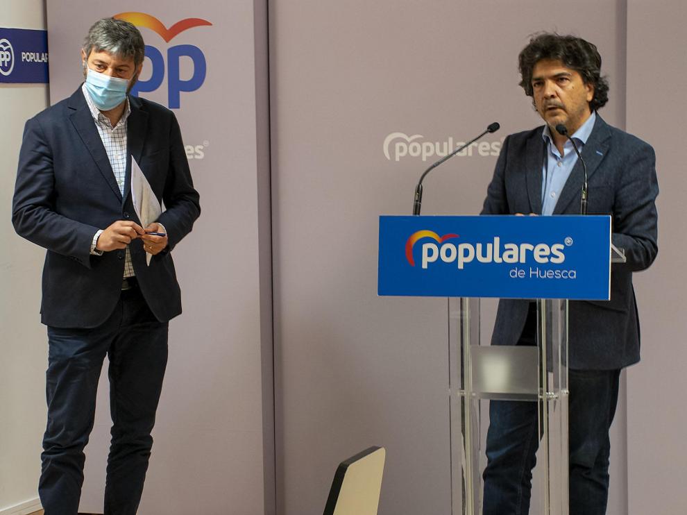 Gerardo Oliván y Mario Garcés, en rueda de prensa.