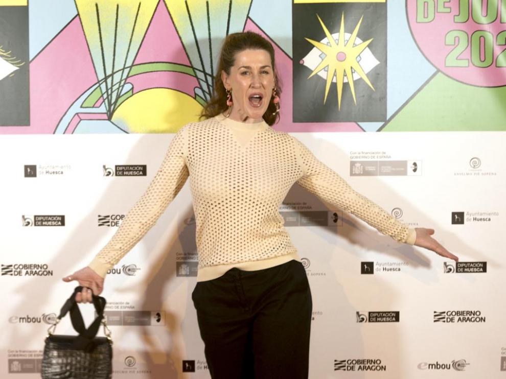 Mar Abascal posó muy divertida en la gala de entrega del Premio Luis Buñuel