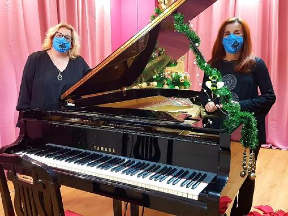 Nati Ballarín y Nelly Rodríguez, que juntas forman el Dúo Piavocce, actúan este sábado en el Parque de la Gabarda.