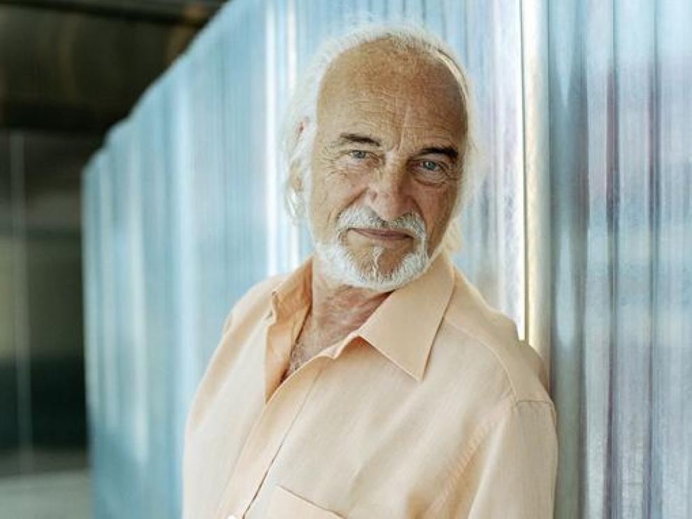 Héctor Alterio.
