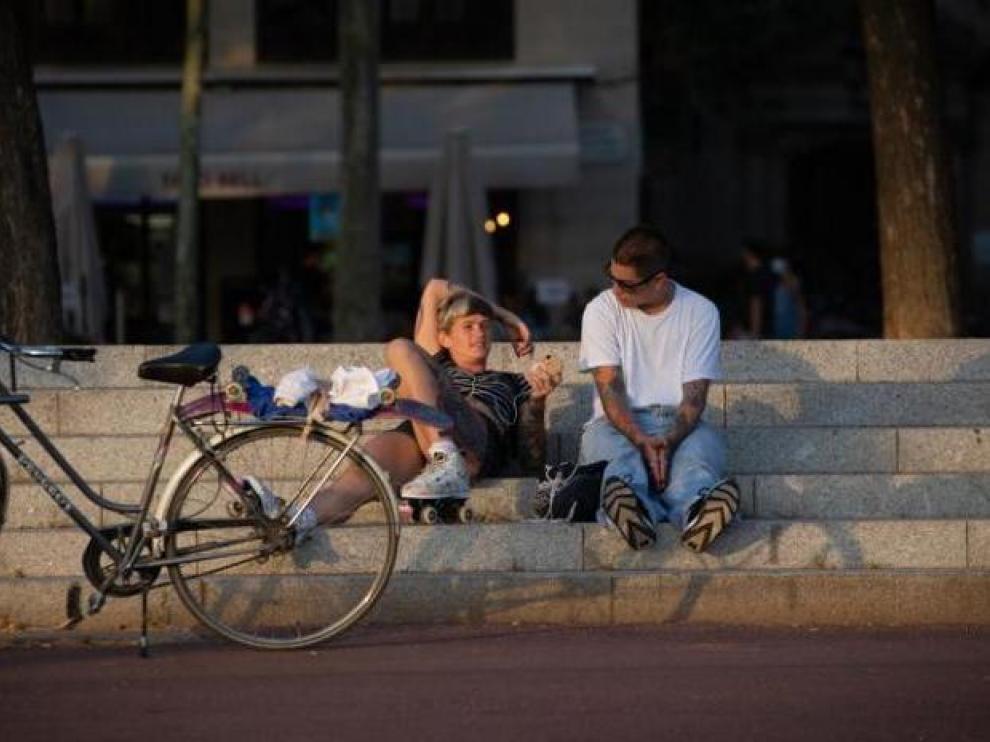 el número de activos menores de 25 años aumentó en 162.400 personas entre abril y junio