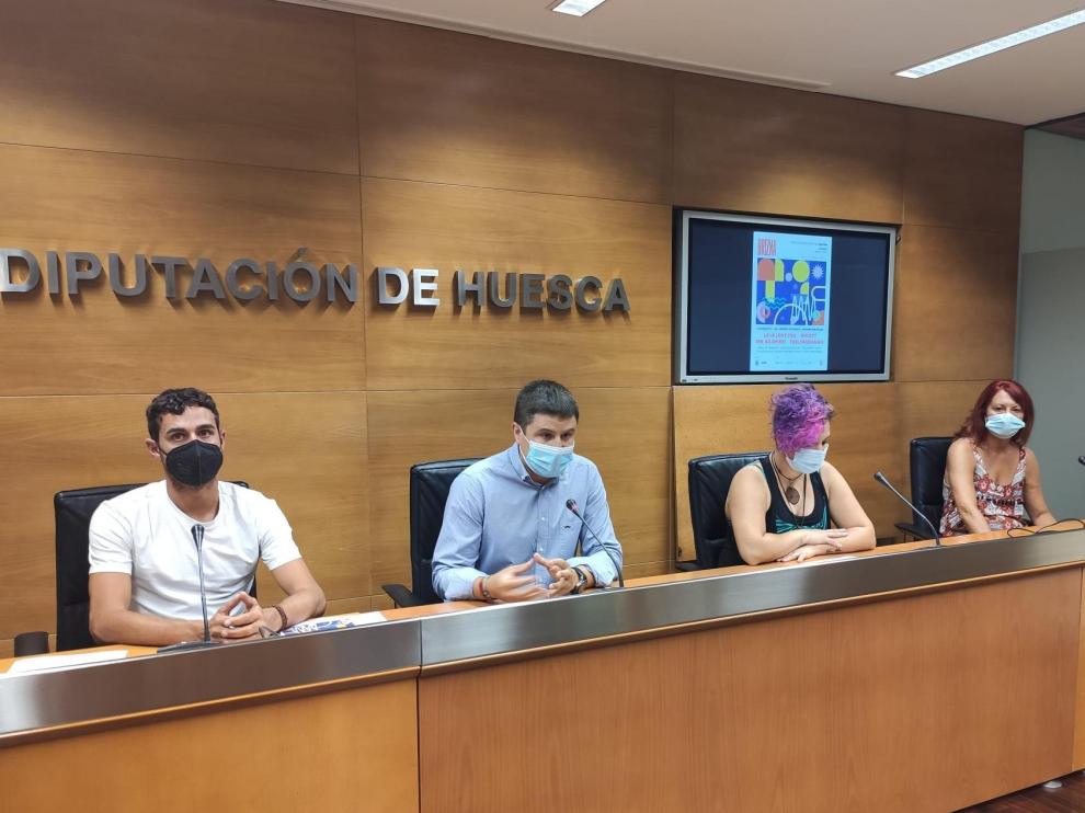 A la presentación han asistido Luis Costa, Antonio Biescas, Rebeca Armada y Ana Béjar