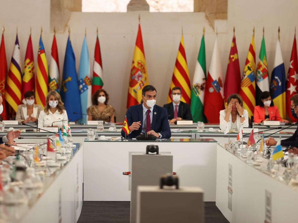 Imagen de Sánchez y otros asistentes en la Conferencia de Presidentes celebrada el viernes en Salamanca.