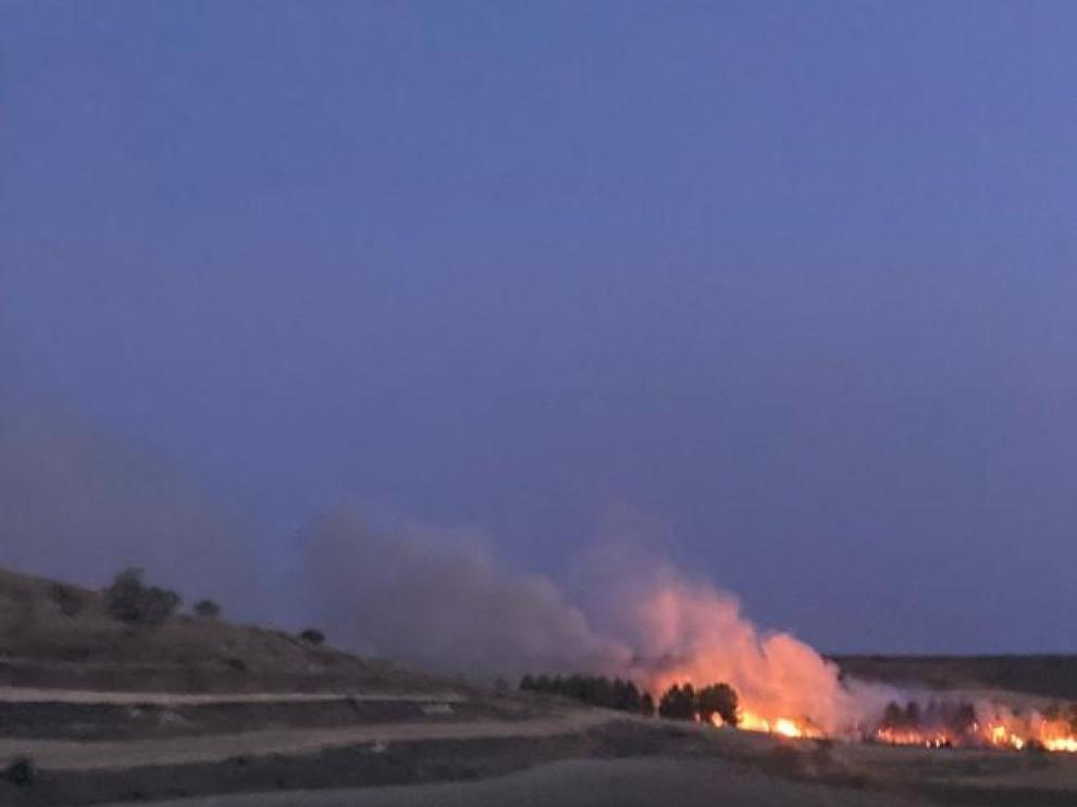 Imagen del incendio que obligó a cortar la A-23