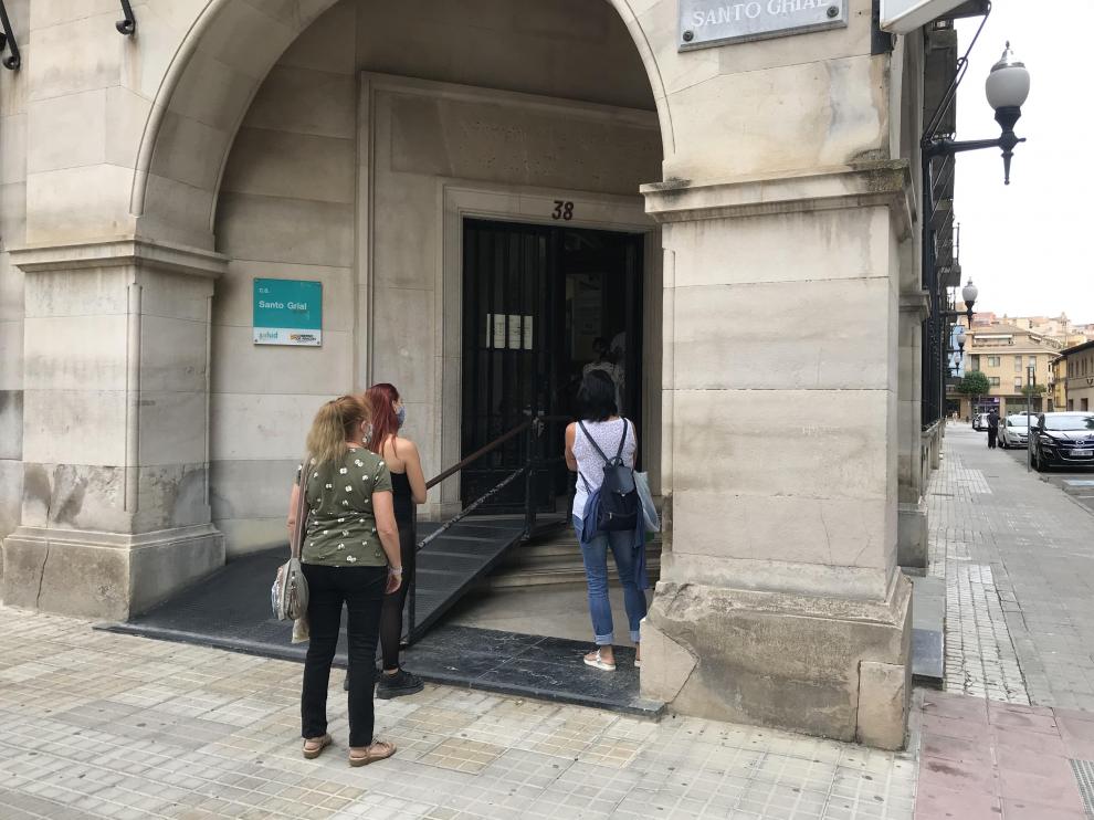 El centro de salud Santo Grial de Huesca ha notificado 35 casos este viernes.
