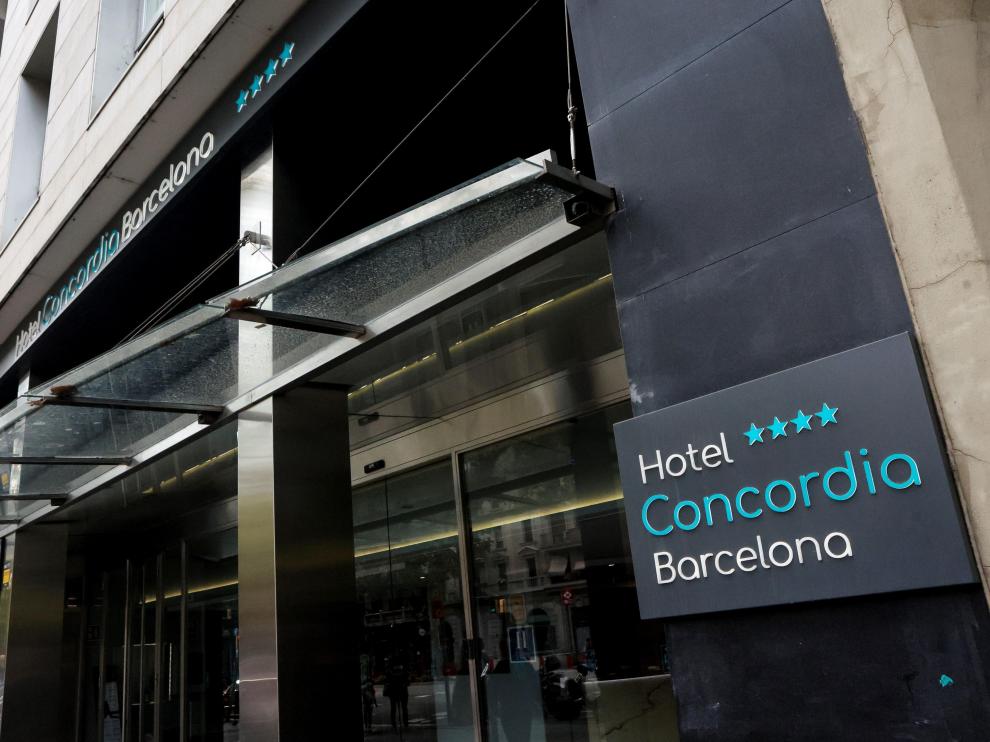 Fachada del hotel donde hallaron el cadáver del pequeño de dos años