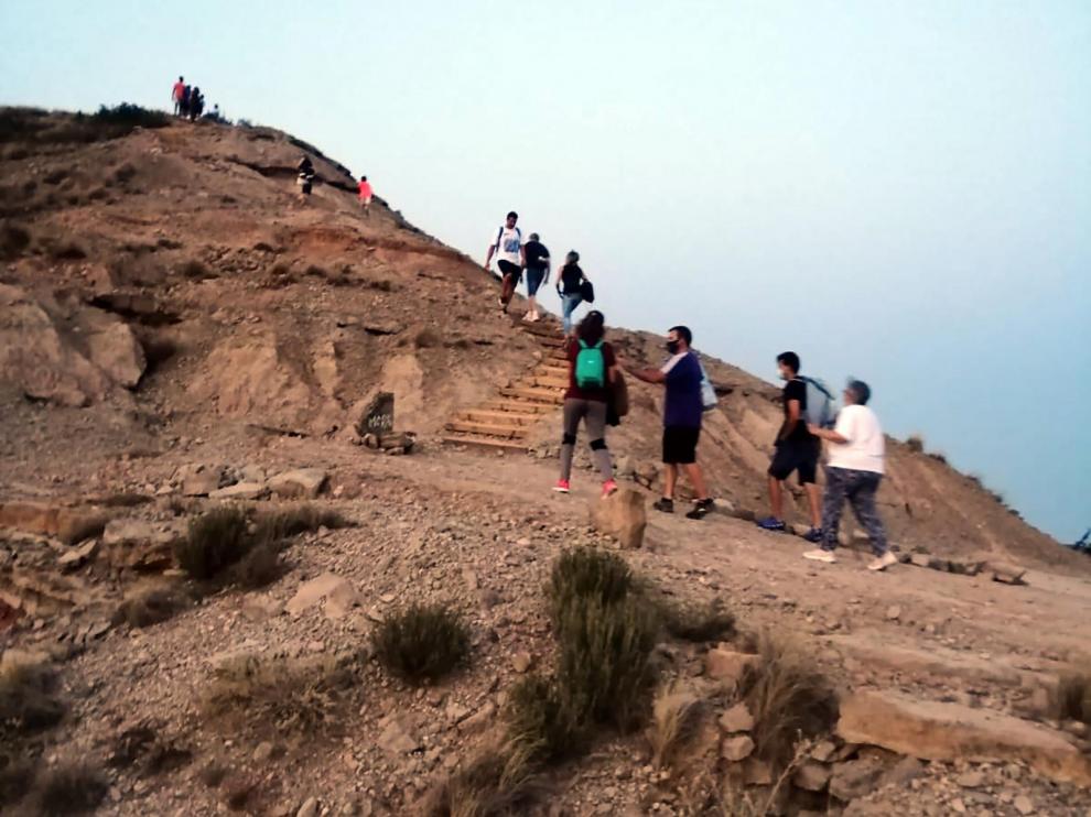 La subida cuenta con nuevas escaleras.