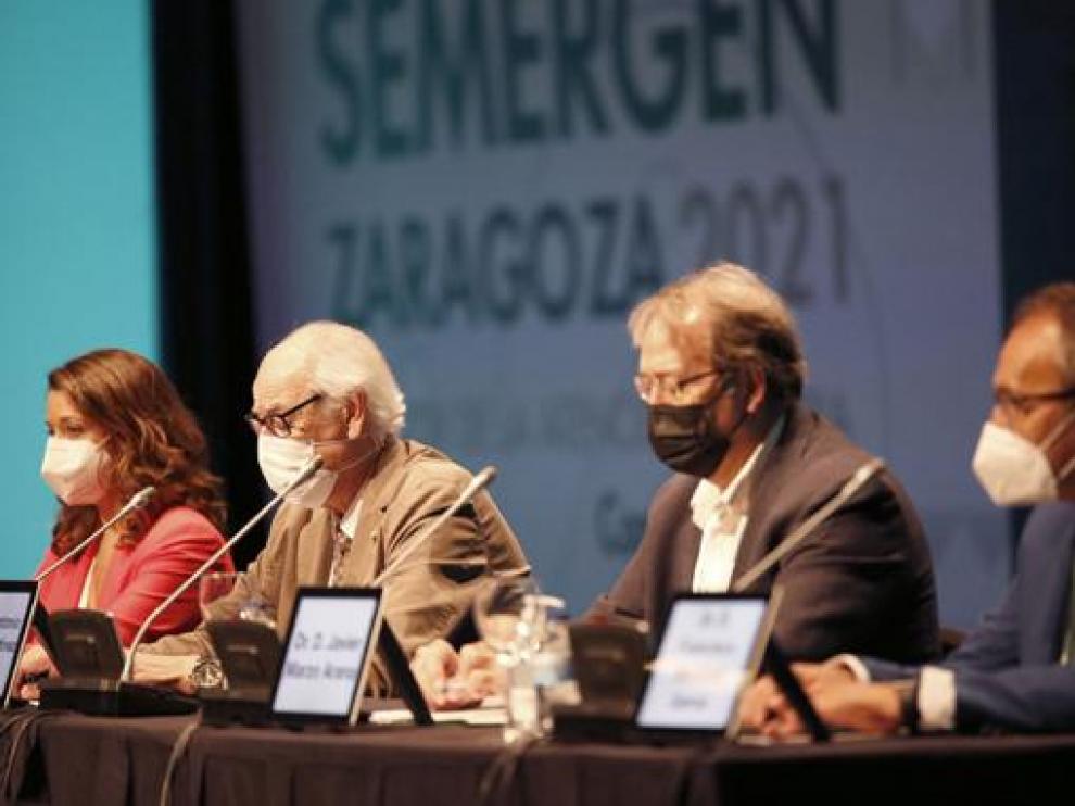 Laia Homedes, Pablo Martínez y Javier Marzo en el Congreso.