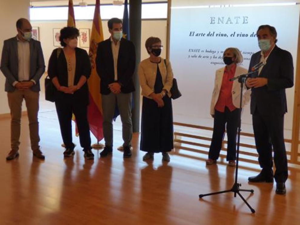 Las autoridades, en el acto de inauguración.