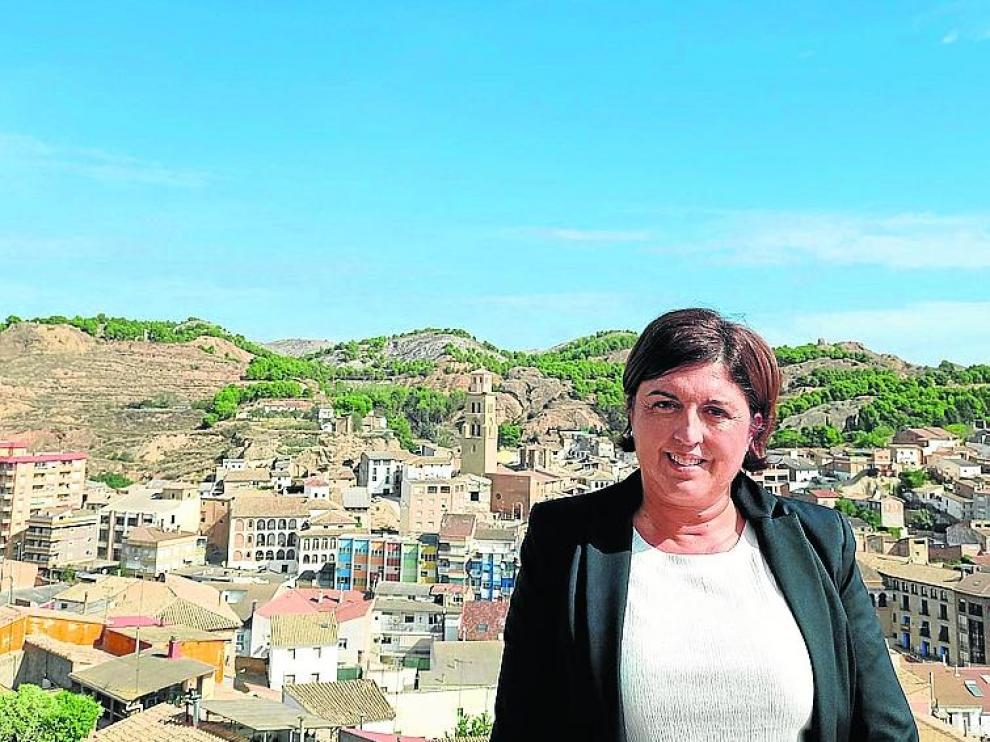 Marta Gallart es la gestora especializada en Banca Patrimonial de Caja Rural de Aragón en Tamarite de Litera.