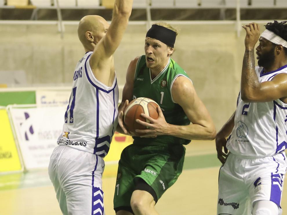 Maverick Rowan, una pieza clave para el Levitec Huesca La Magia en Cáceres