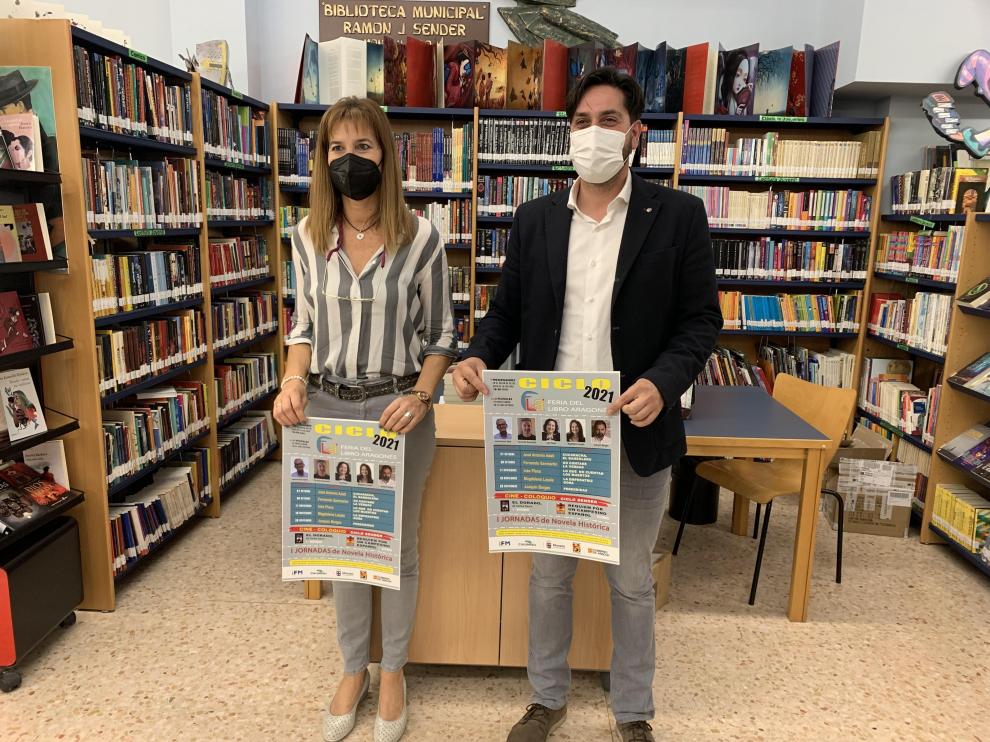 Olga Asensio y Miguel Hernández presentaron el ciclo de actos previos a la FLA.