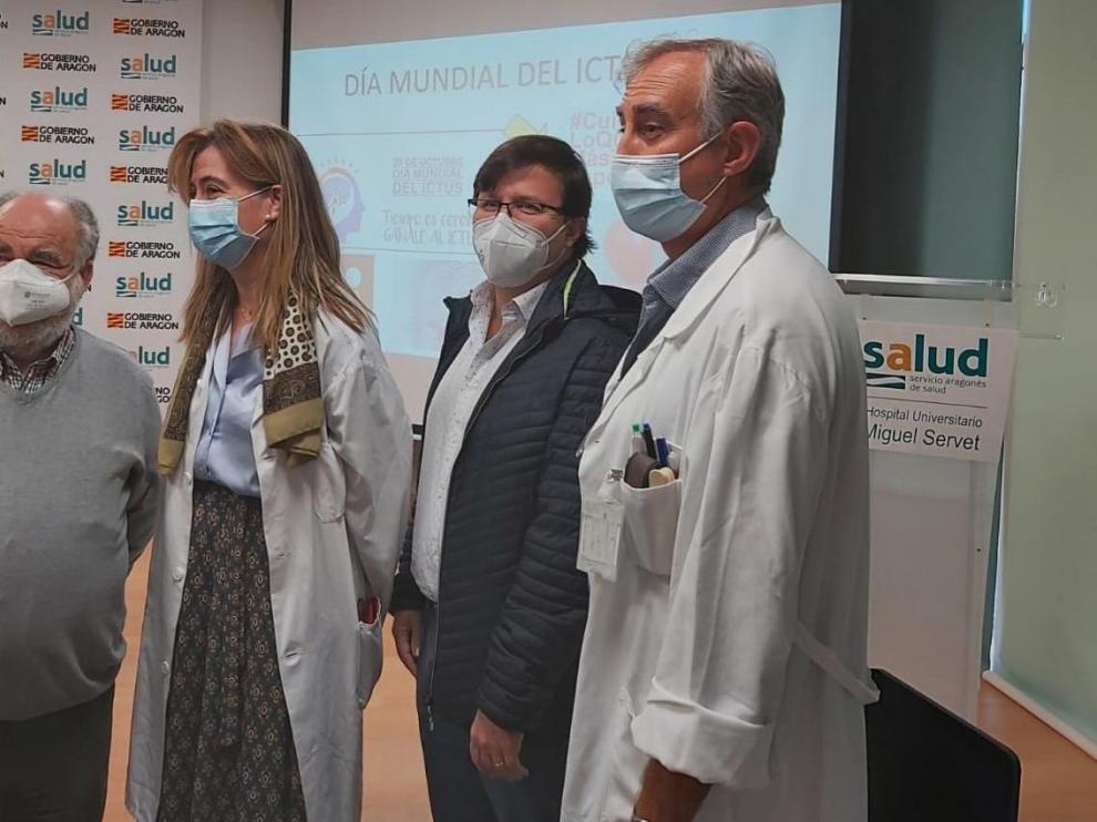 Miguel Lierta, María Bestué, Carlos Tejero y Javier Marta, doctores de las unidades de ictus del Clínico y el Servet.