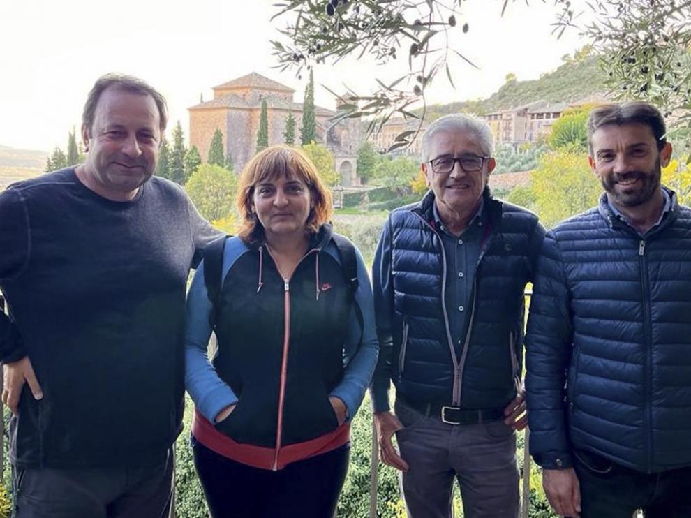 De izquierda a derecha, alcaldes de Alquézar, Ansó, Roda de Isábena y Aínsa.