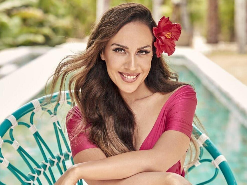 Mónica Naranjo vuelve a ponerse al frente de un programa de telerrealidad de parejas.